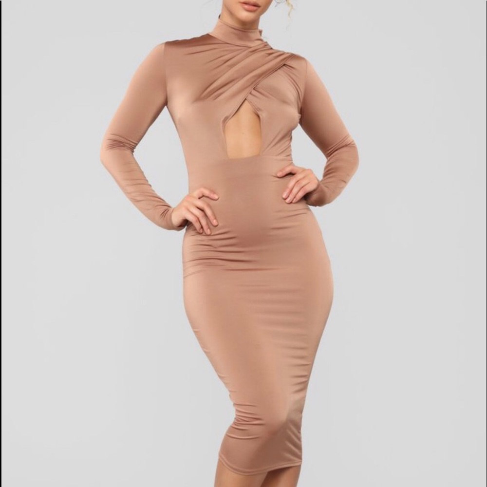 BRAND NEW DRESS